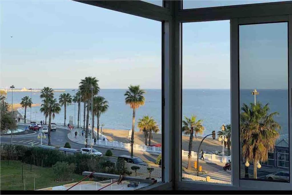 Apartment First Line Of The Sea Benalmadena